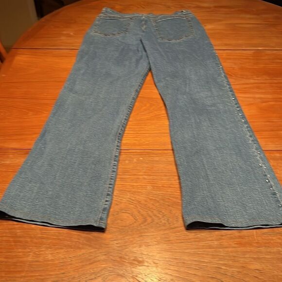 Not Your Daughters Jeans 10 - Picture 4 of 12